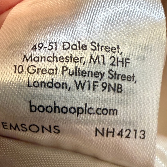 PrettyLittleThing Women's SKI  Faux Fur Teddy size M NWT - Picture 8 of 11